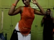 Bel corpo danza sudanesi